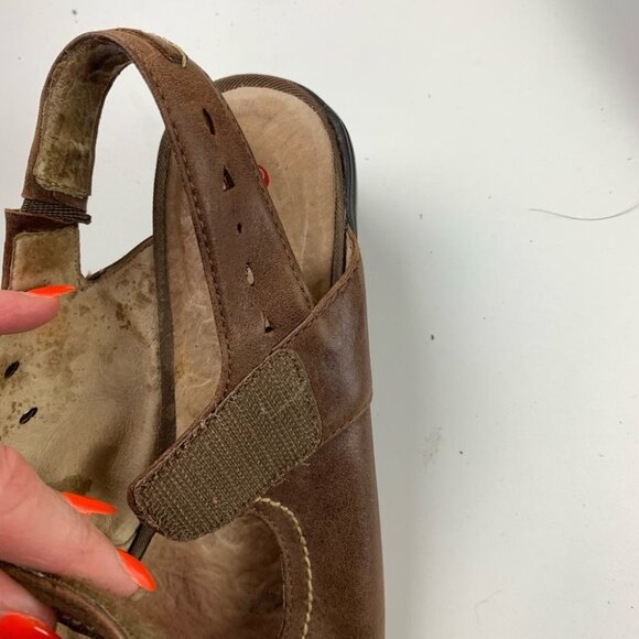 BLONDO Tan Leather Mary Jane Comfort Wedge  size 8 ½ - Picture 5 of 11